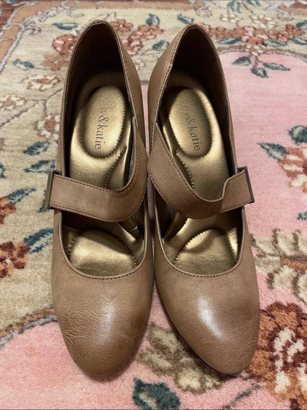 Kelly & Katie tan buckle heels